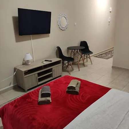 G M 3 Rooms Kentpo In The Heart Of The City Larissa Exterior foto