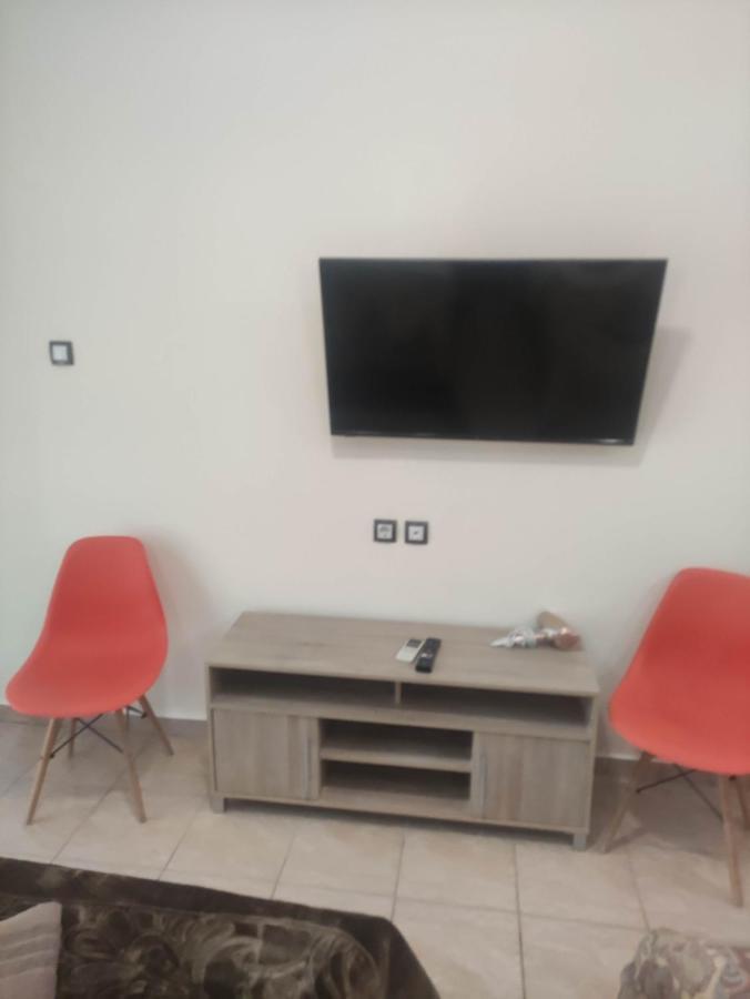 G M 3 Kentpo In The Heart Of The Apartment *